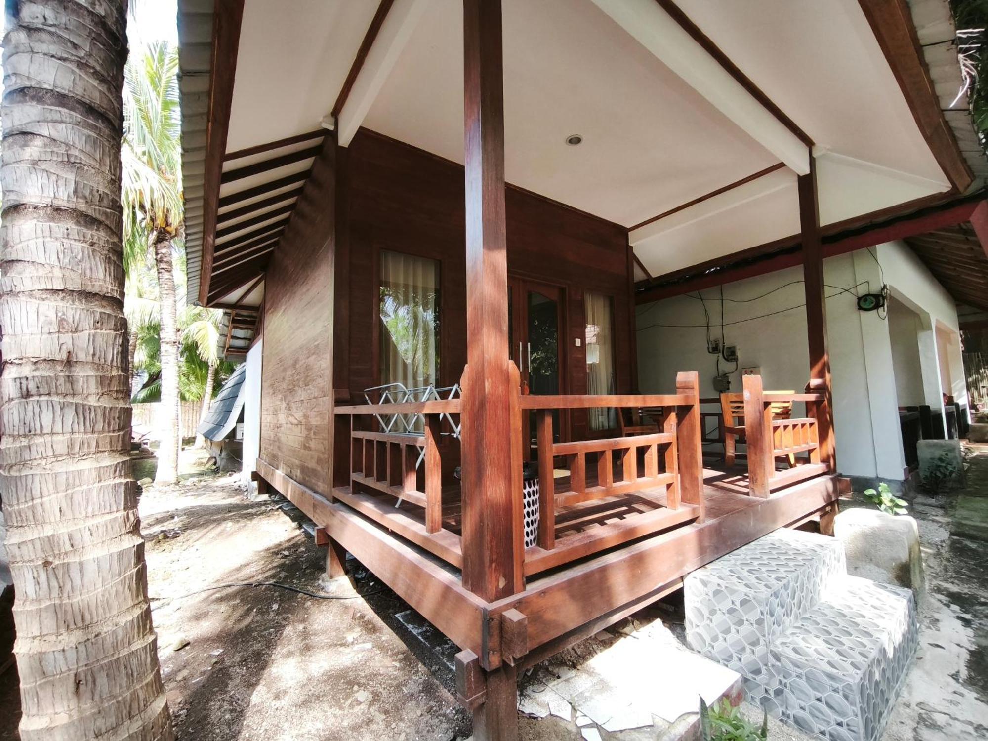 Matahari Bungalow 3 Гили-Эйр Экстерьер фото