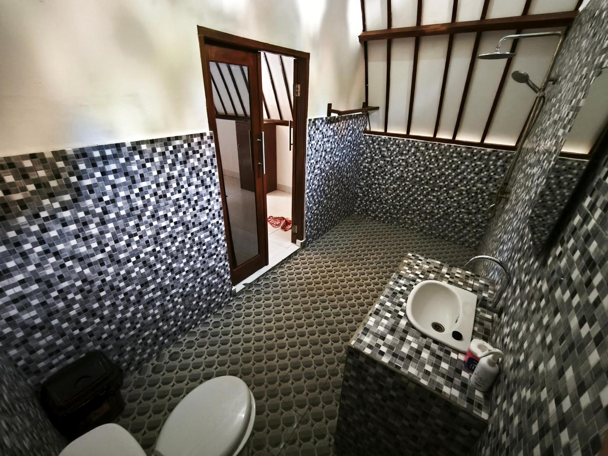 Matahari Bungalow 3 Гили-Эйр Экстерьер фото